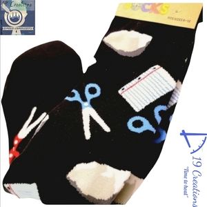 (NWT) Uni-sex Cool Socks crew height- Large